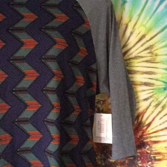 LulaRoe Randy with Arrows - Picture 3 of 8